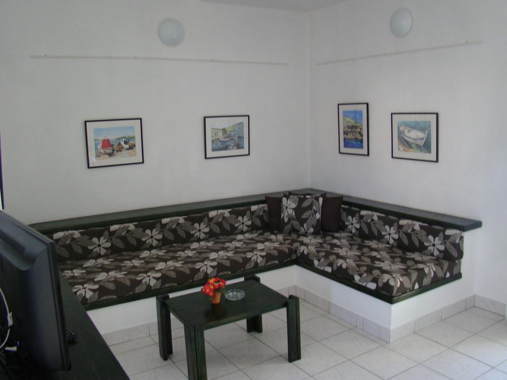 Apartments Sanda Murter Bilik gambar