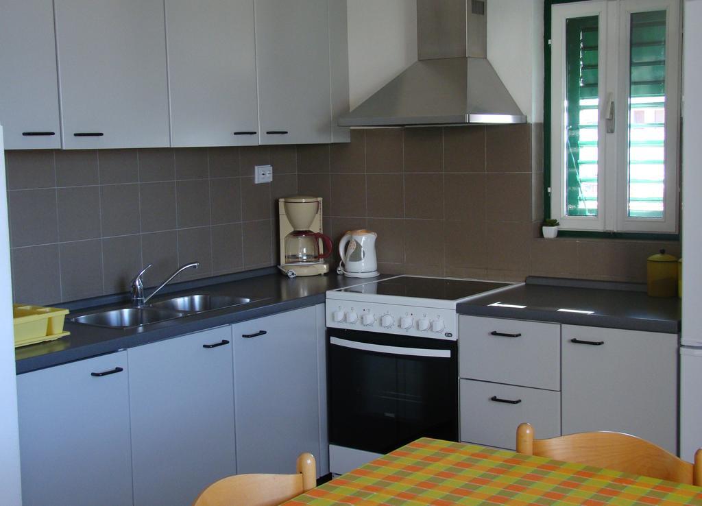 Apartments Sanda Murter Luaran gambar