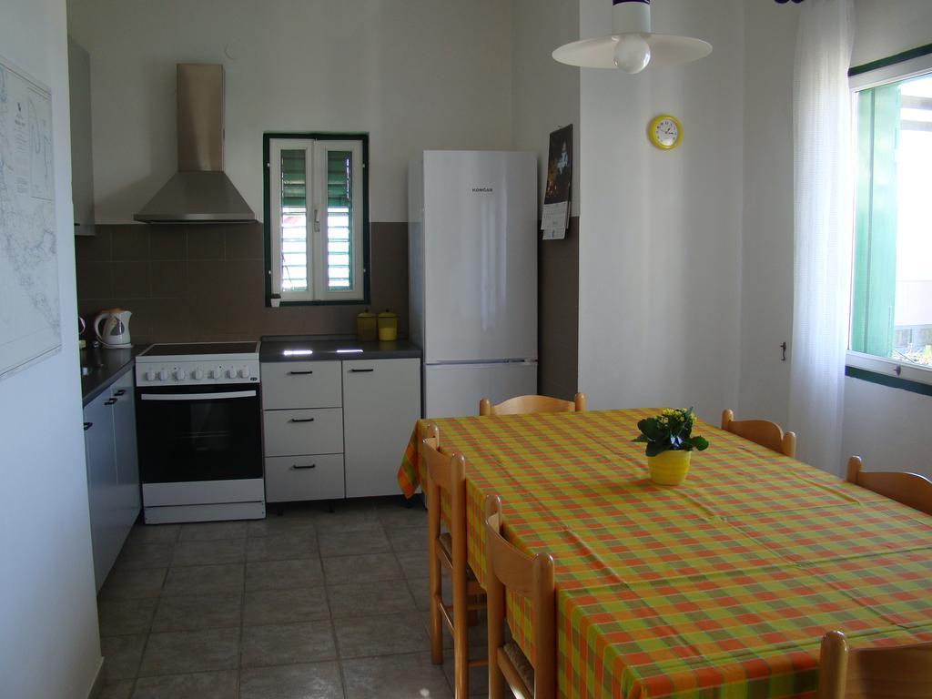 Apartments Sanda Murter Luaran gambar